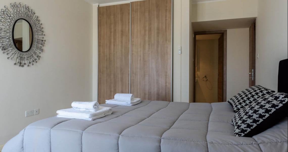 Two-bedroom apartment on the sandy beach — photo 21 of 25