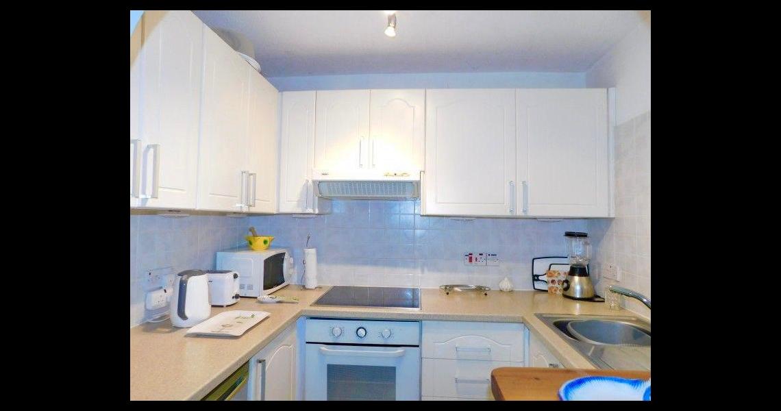 2-Bedroom Ground Apartment in Prestige Gated complex, Tombs of Kings — photo 14 of 21