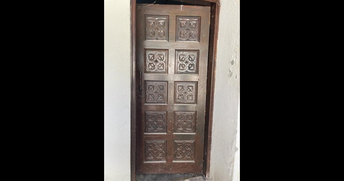 House to rejuvinate in a village plot — photo 8 of 10