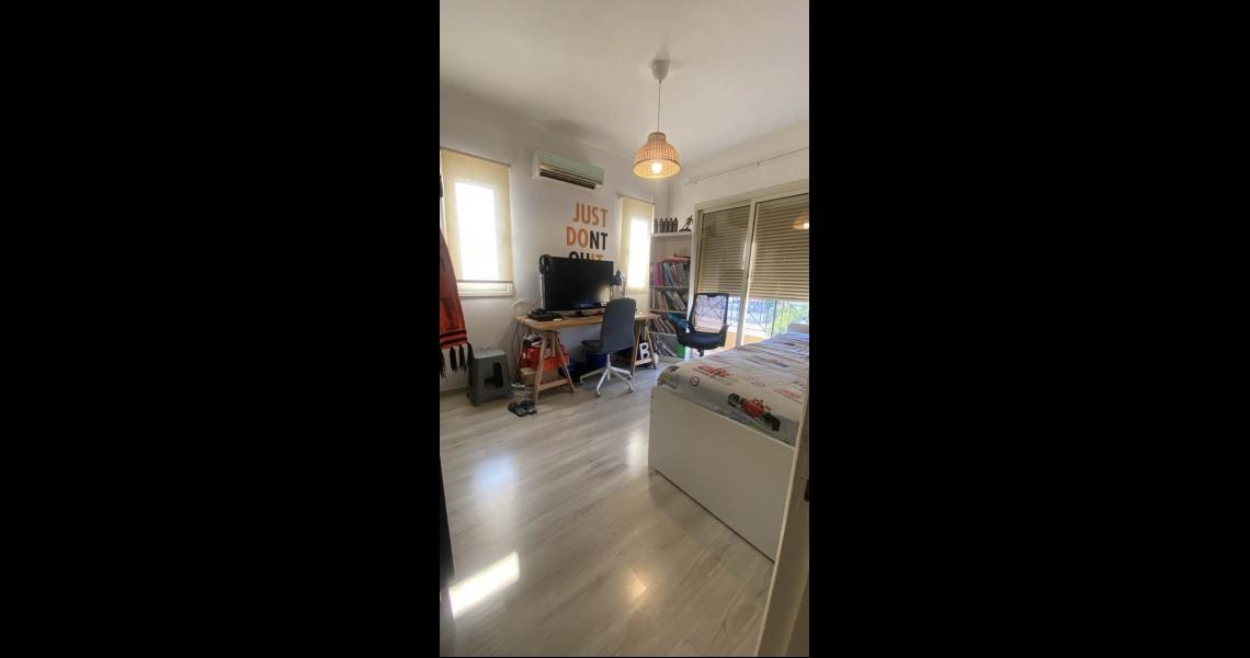 3-Bedroom Family Apartment with sea view, Limassol — photo 8 of 22