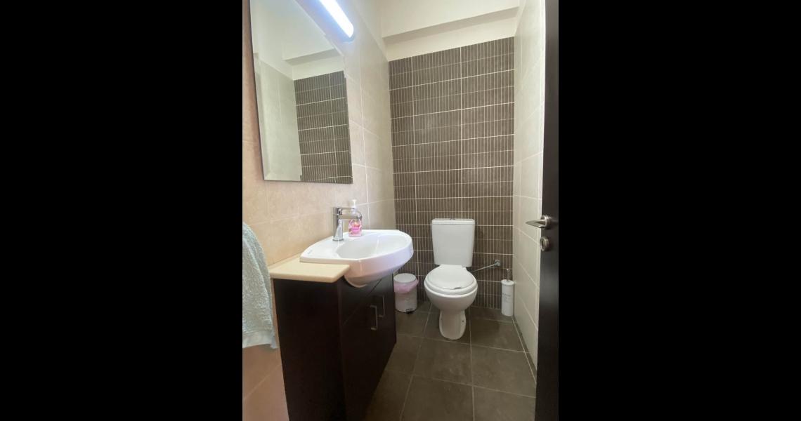 3-Bedroom Family Apartment with sea view, Limassol — photo 15 of 22