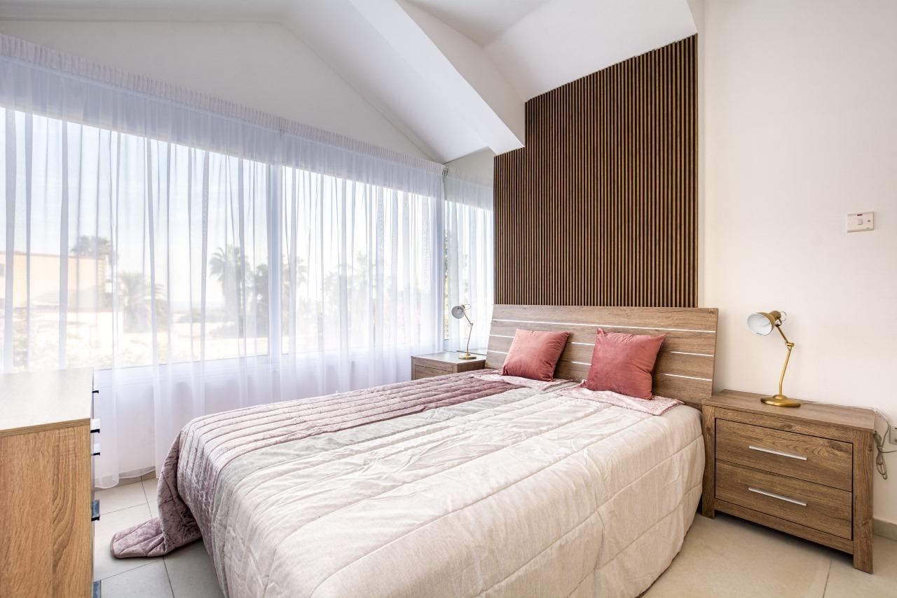 3-bedroom ultra-modern ecological house — photo 24 of 25