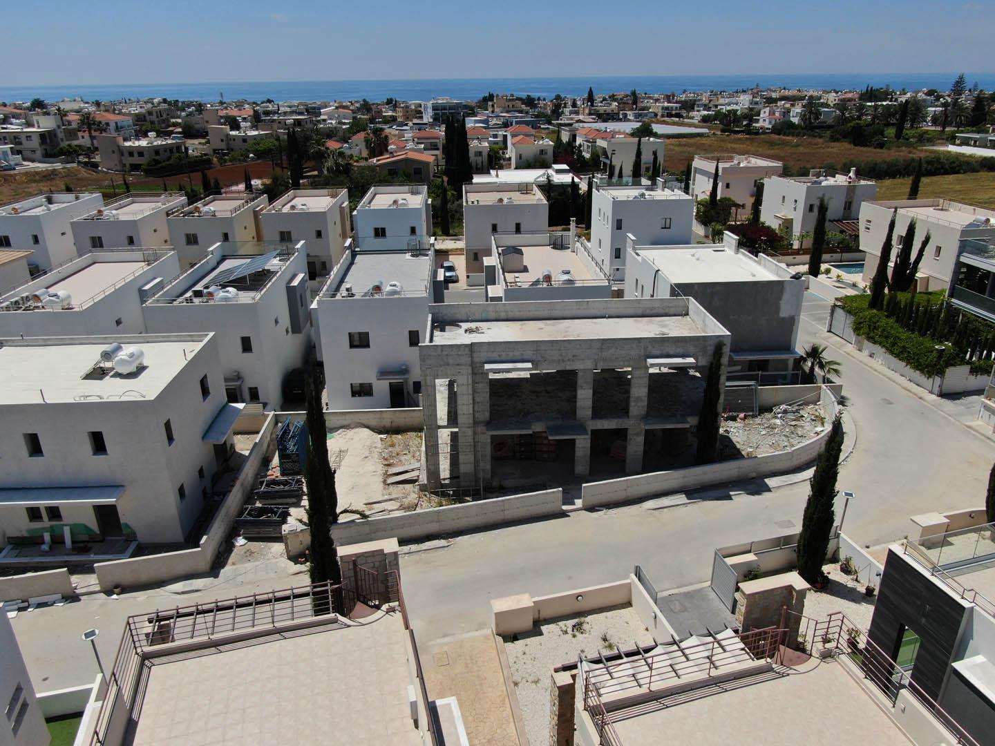 Large 3-Bedroom Villa Emba area with pool — photo 25 of 25