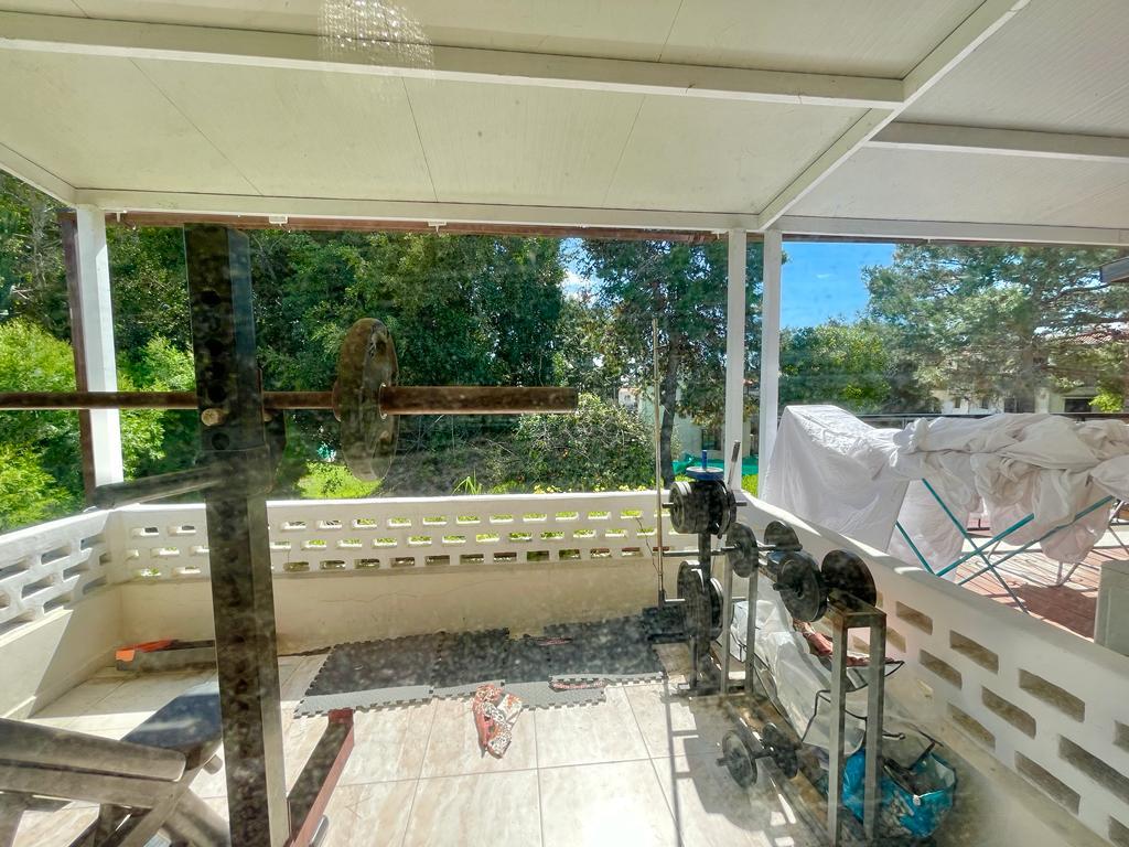 Large 5-Bedroom House Kato Paphos. High investment return close to SEA — photo 9 of 25