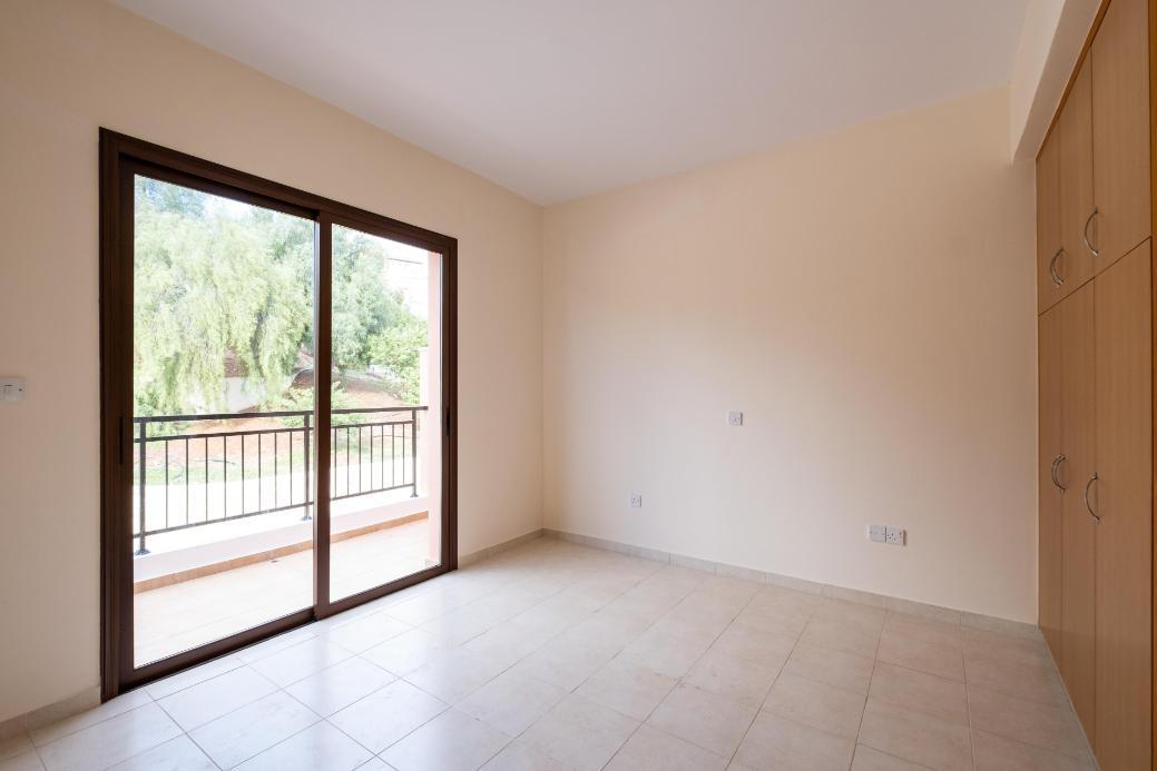 2-Bedroom Maisonette near sea — photo 21 of 25