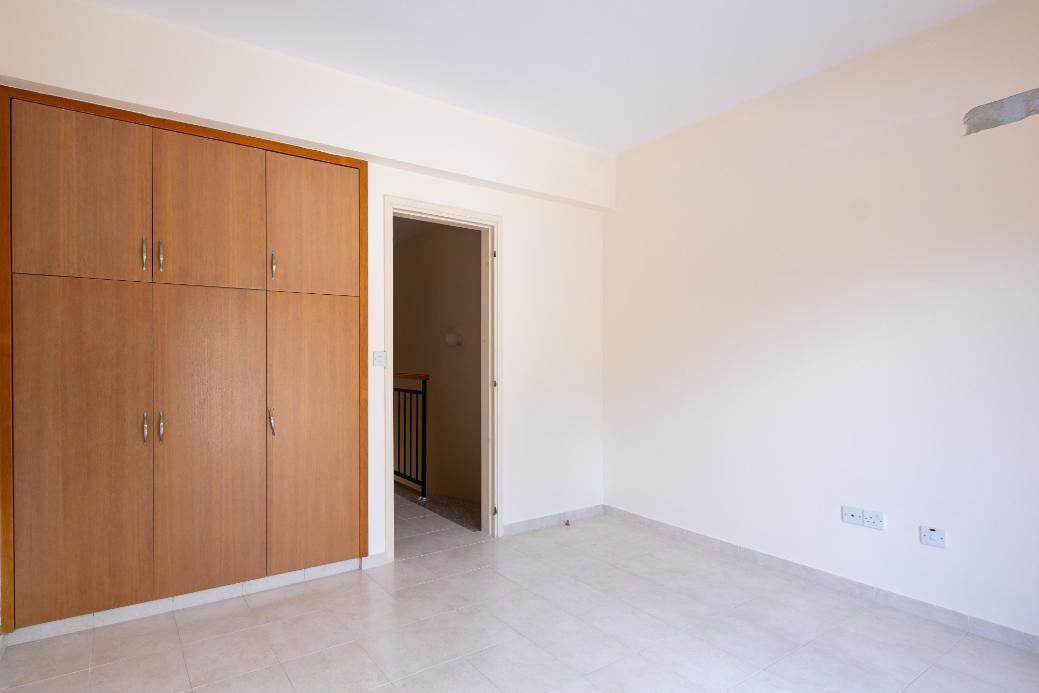 2-Bedroom Maisonette near sea — photo 23 of 25