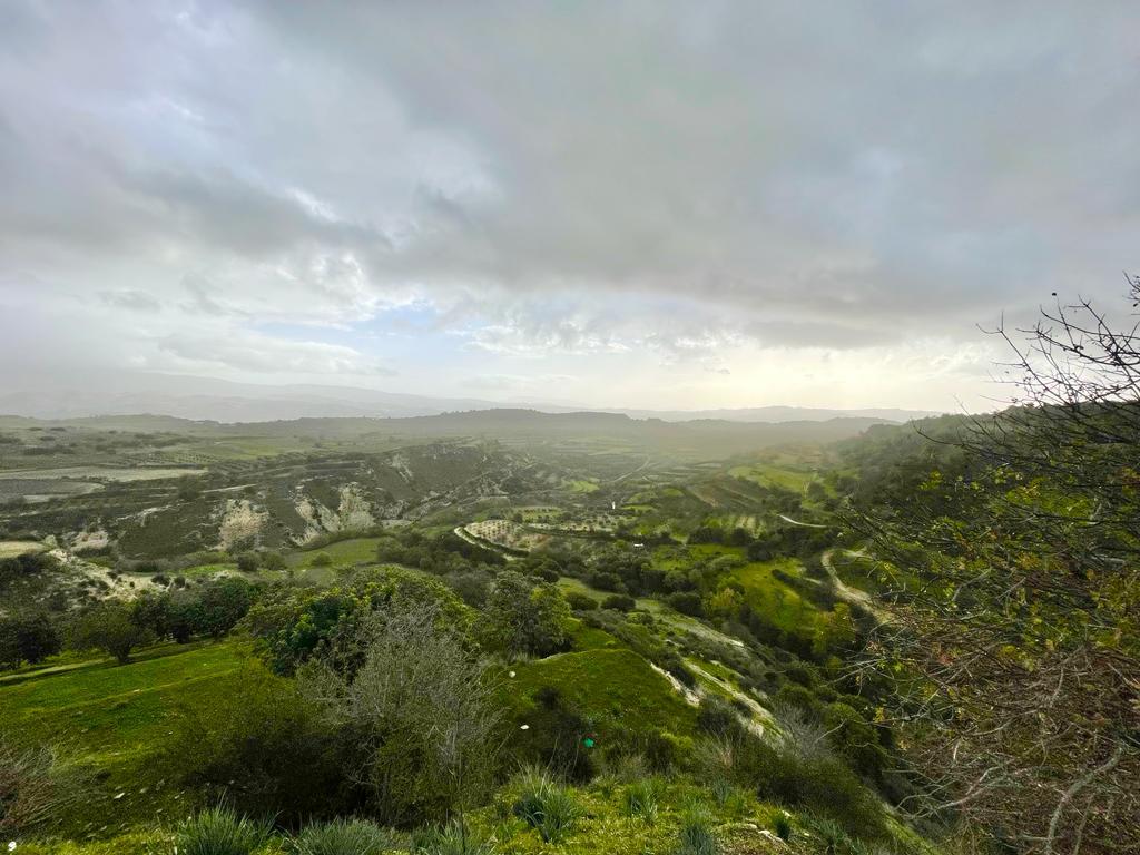 Huge plot of land with incredible views across the valleys — Paphos