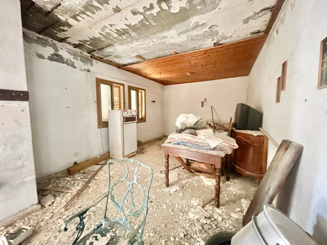 Village house with basement for restoration and glorious view — photo 11 of 12