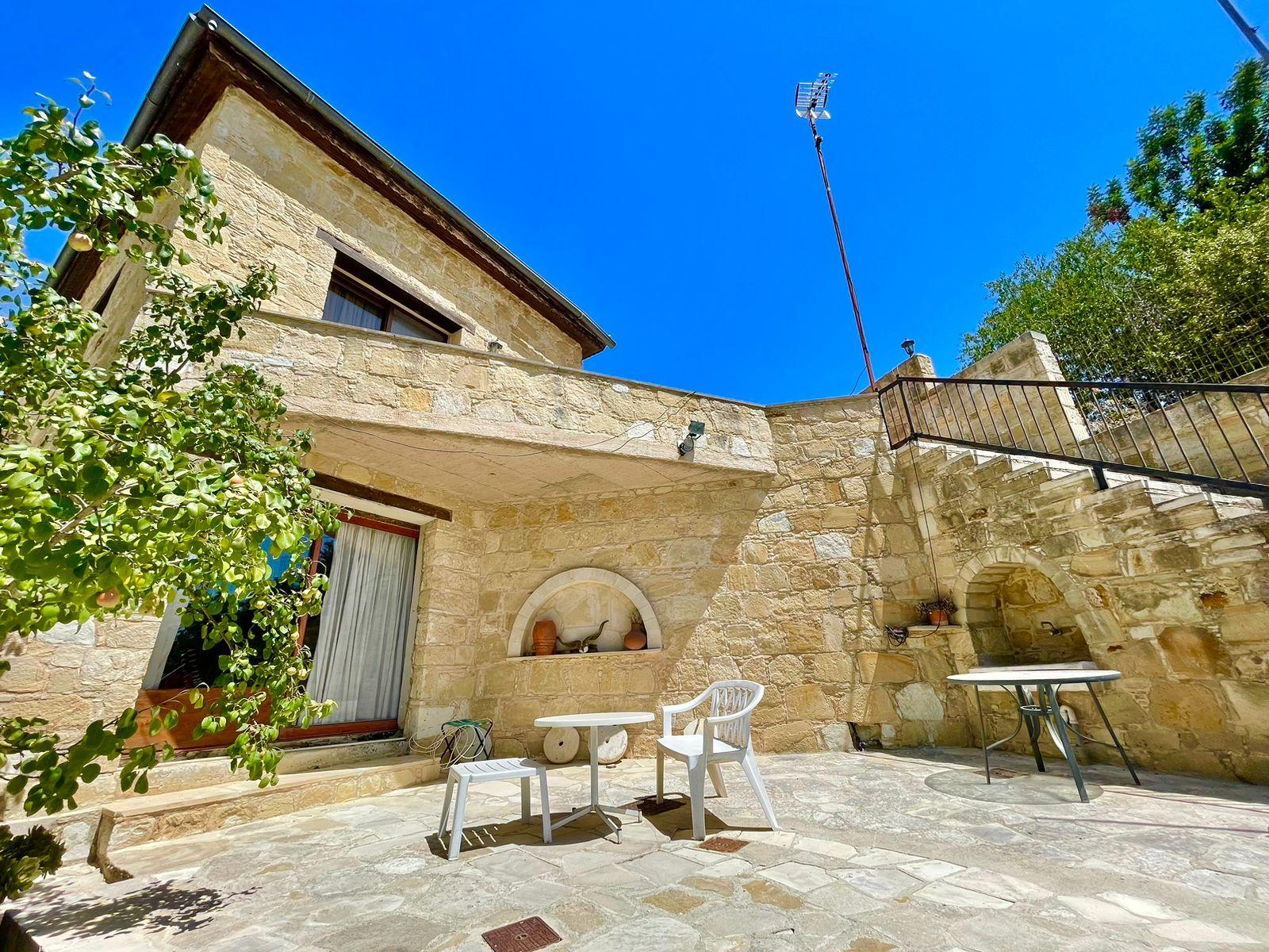 Charming Traditional Stone House with 3 bedrooms — Paphos