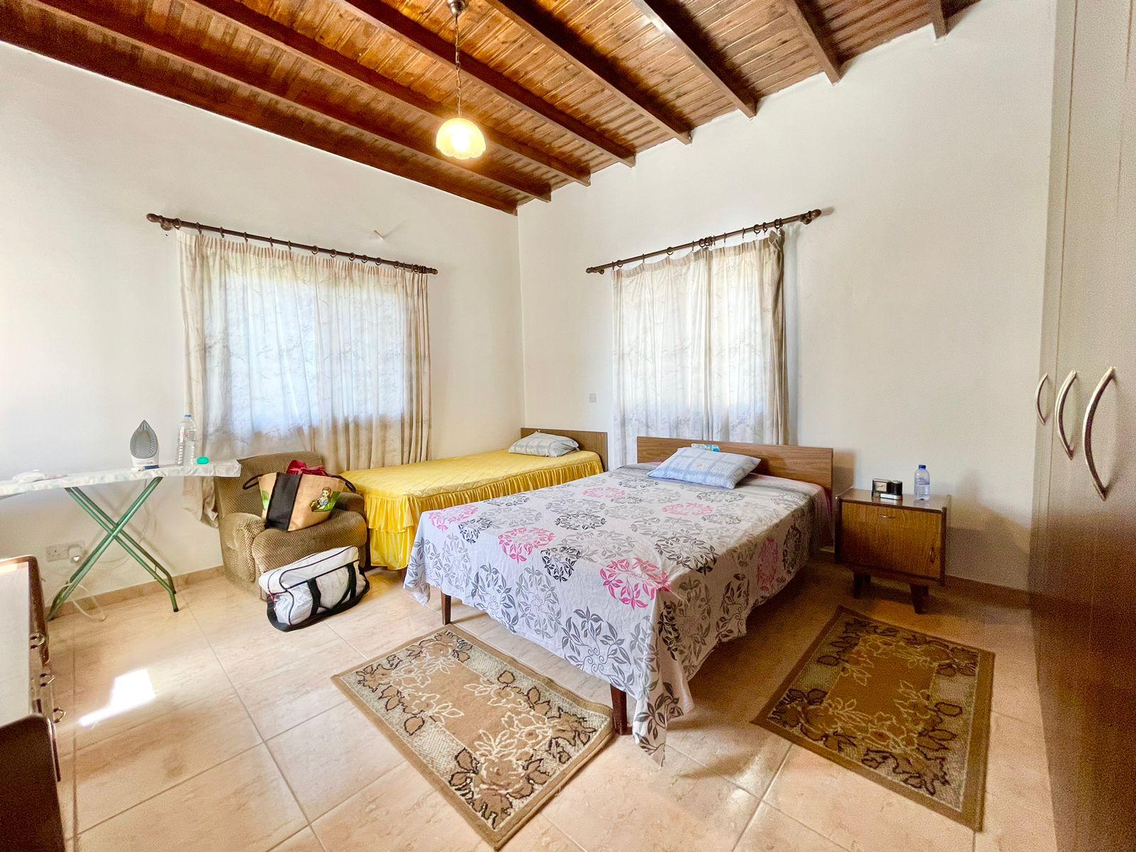 Charming Traditional Stone House with 3 bedrooms — photo 18 of 19
