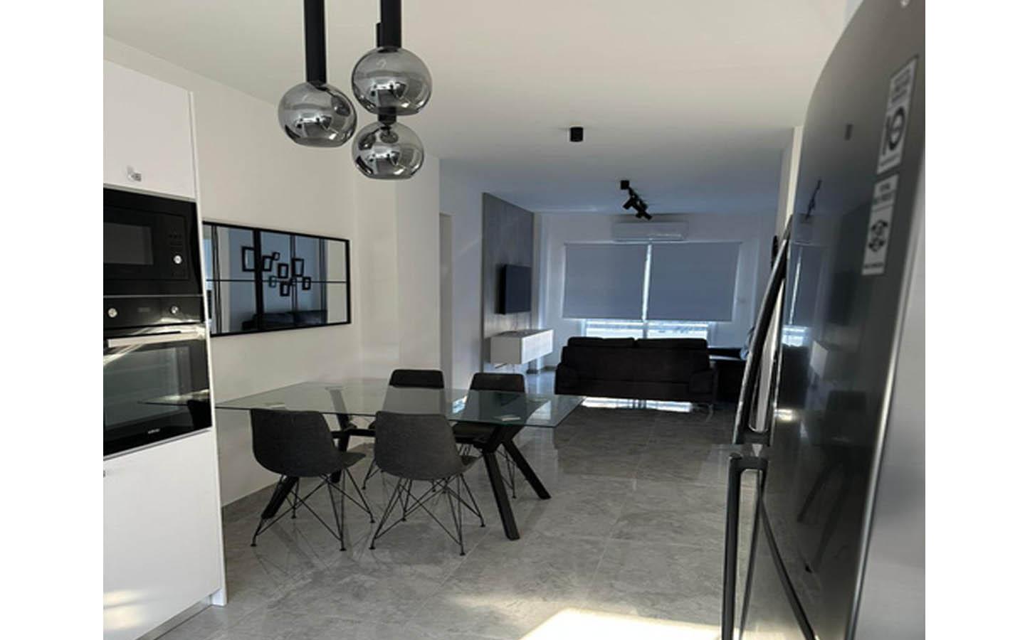 Cozy apartment in the heart of Limassol with modern renovations — photo 3