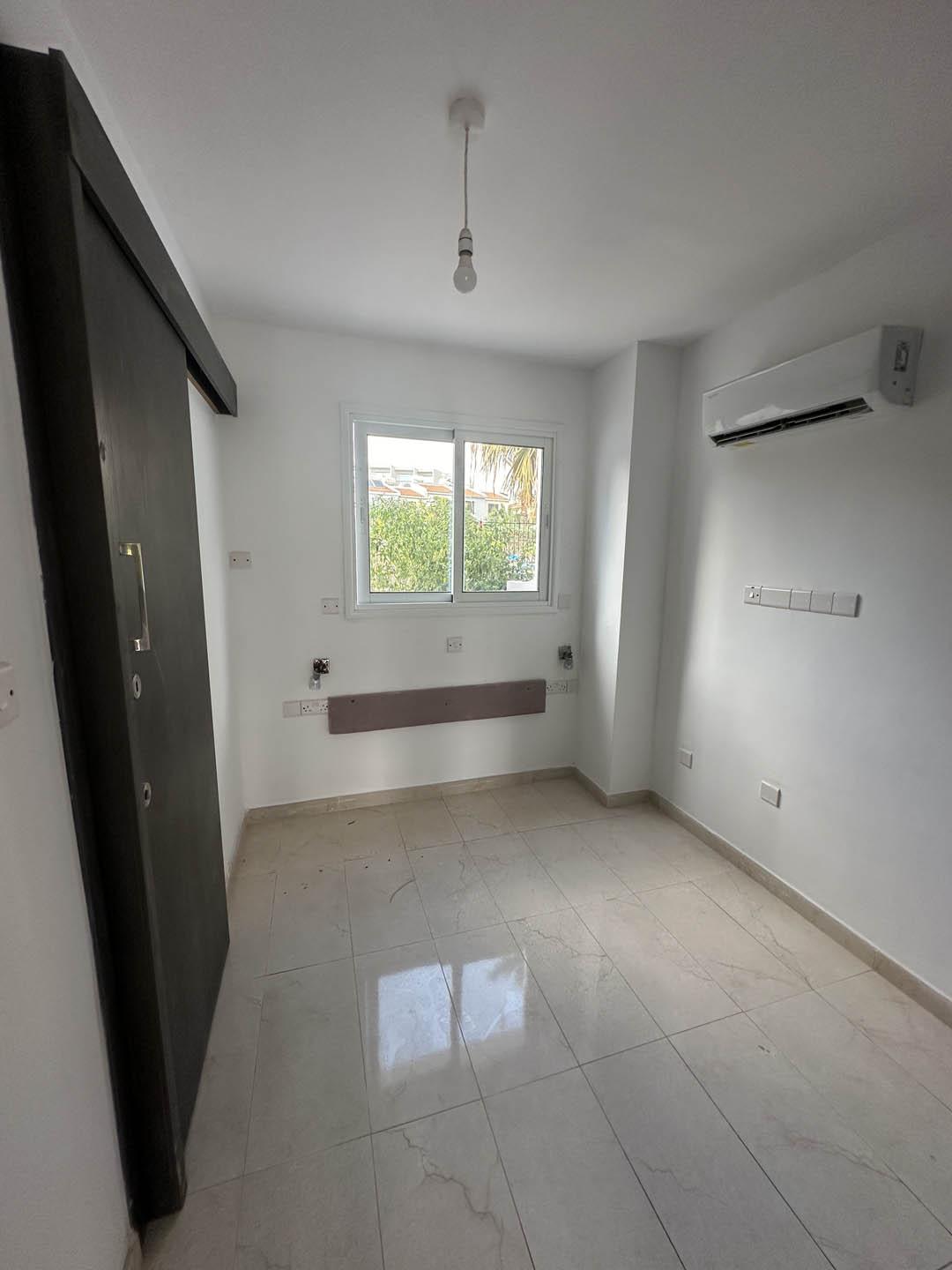 Maisonette with Two Studios and the Option to Combine — photo 12 of 19