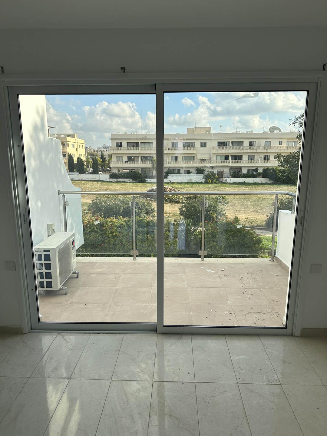 Maisonette with Two Studios and the Option to Combine — photo 15 of 19