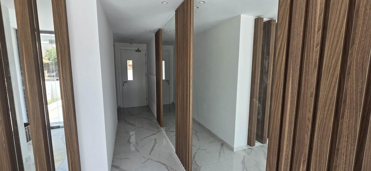 Large 3-bedroom Penthouse in Residential area of Limassol — photo 4