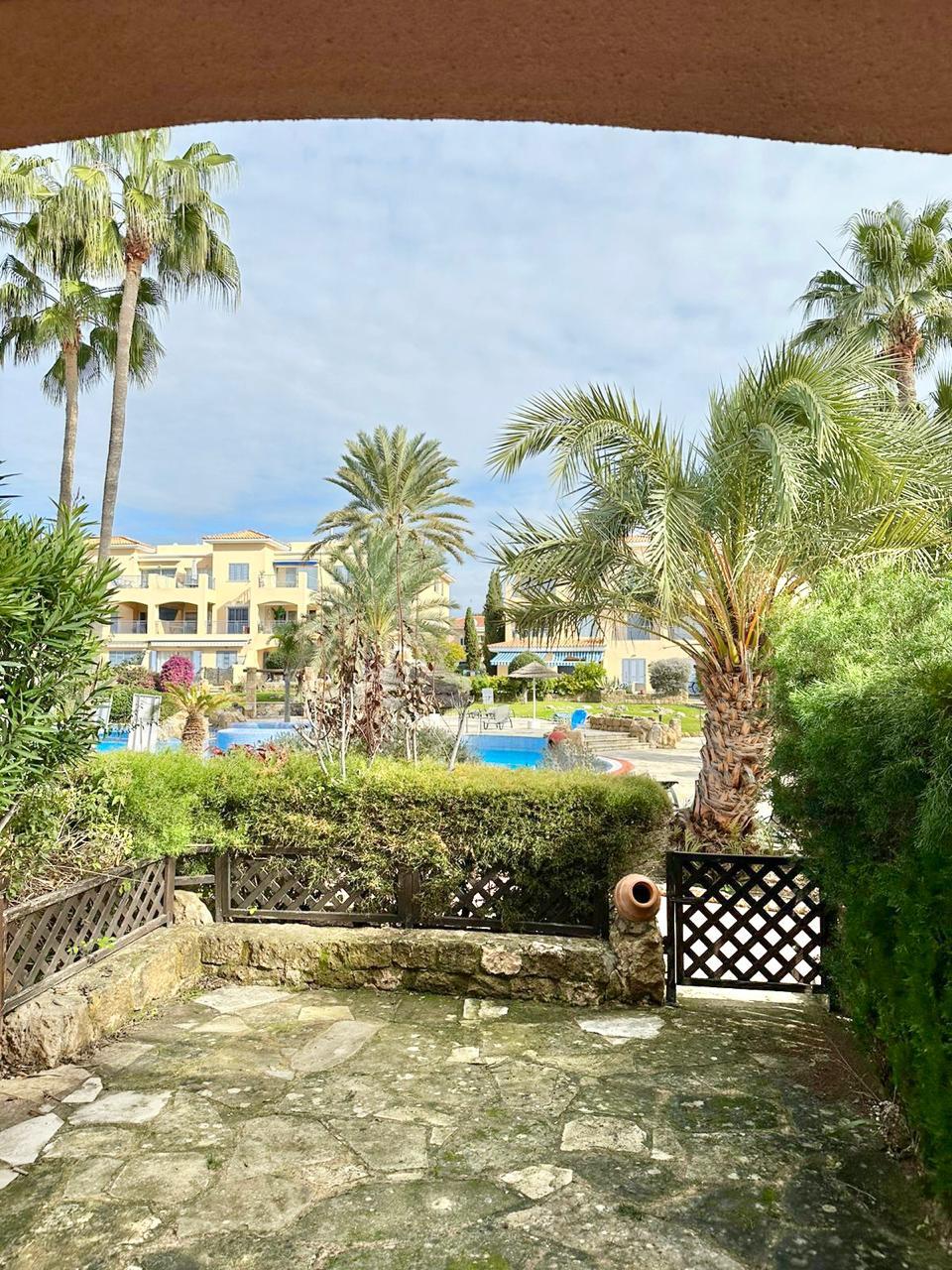 2-Bedroom Maisonette in a Seaside Complex, Kato Paphos — photo 3