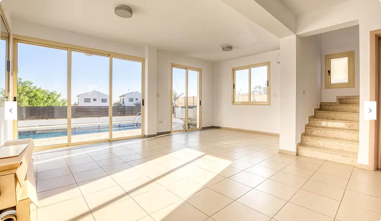 3-Bedroom Villa with a Private Pool and Sea Views — photo 10 of 16
