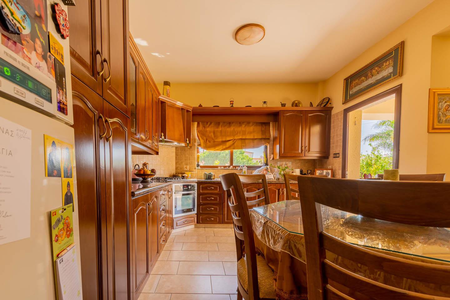 3-Bedroom Villa with Separate Studio — photo 15 of 25