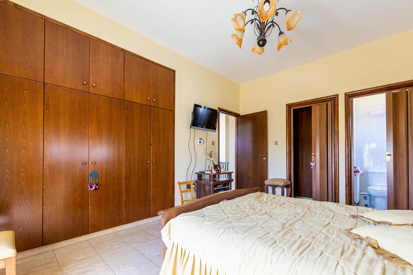 3-Bedroom Villa with Separate Studio — photo 20 of 25