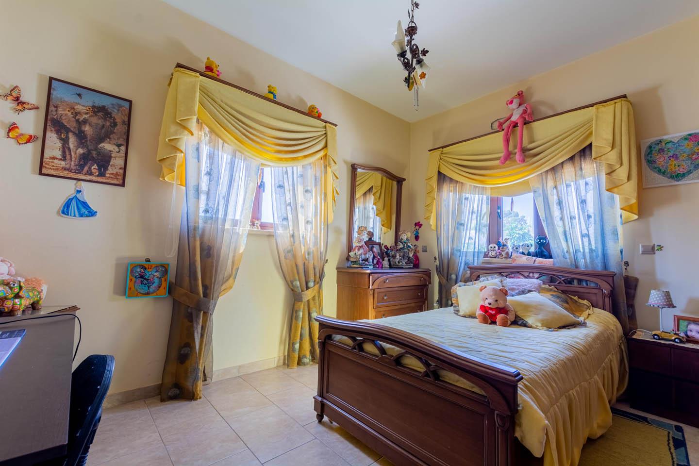 3-Bedroom Villa with Separate Studio — photo 24 of 25
