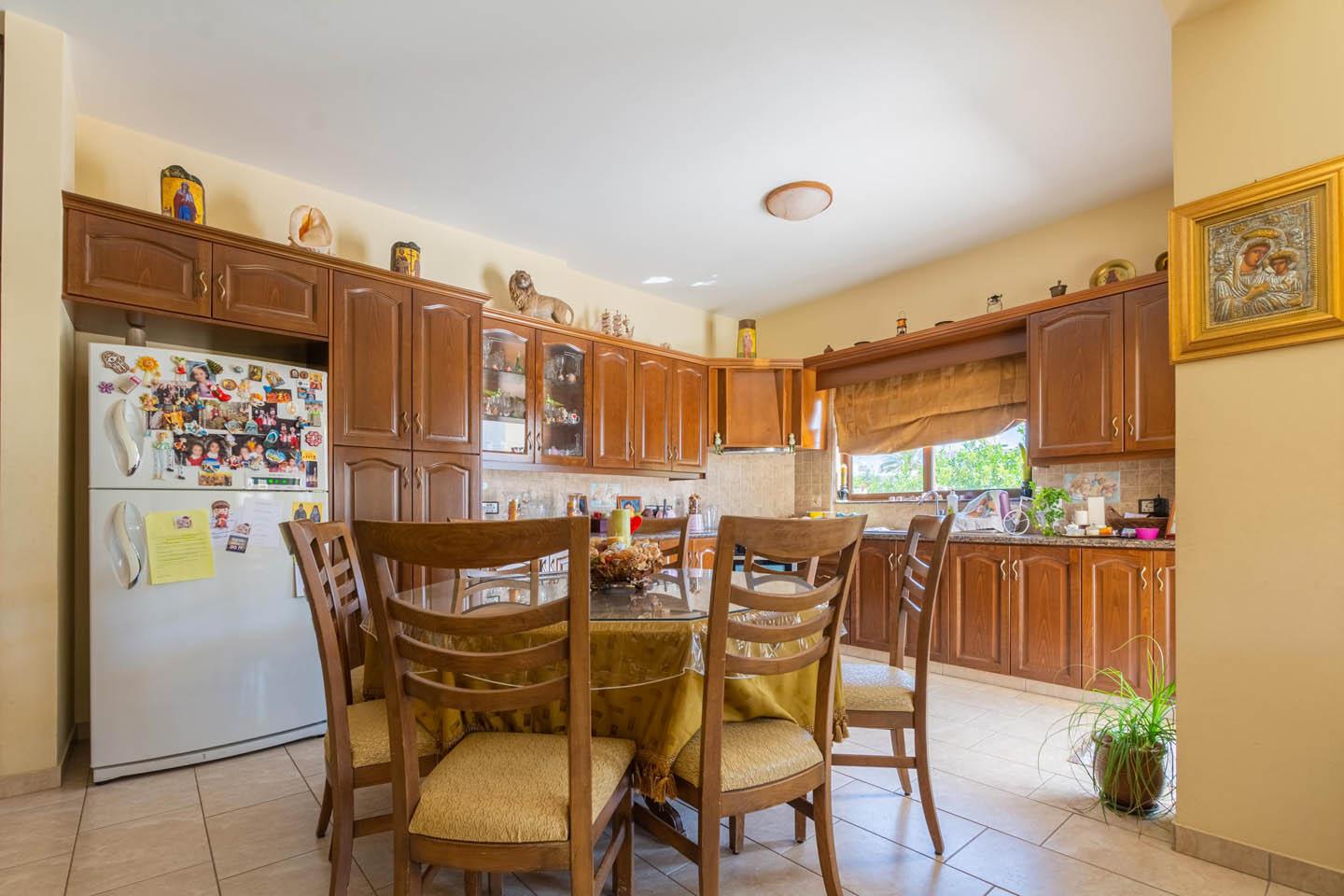 3-Bedroom Villa with Separate Studio — photo 13 of 25