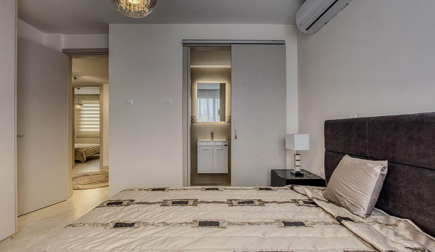 4-Bedroom Villa meticulous attention to detail — photo 17 of 25