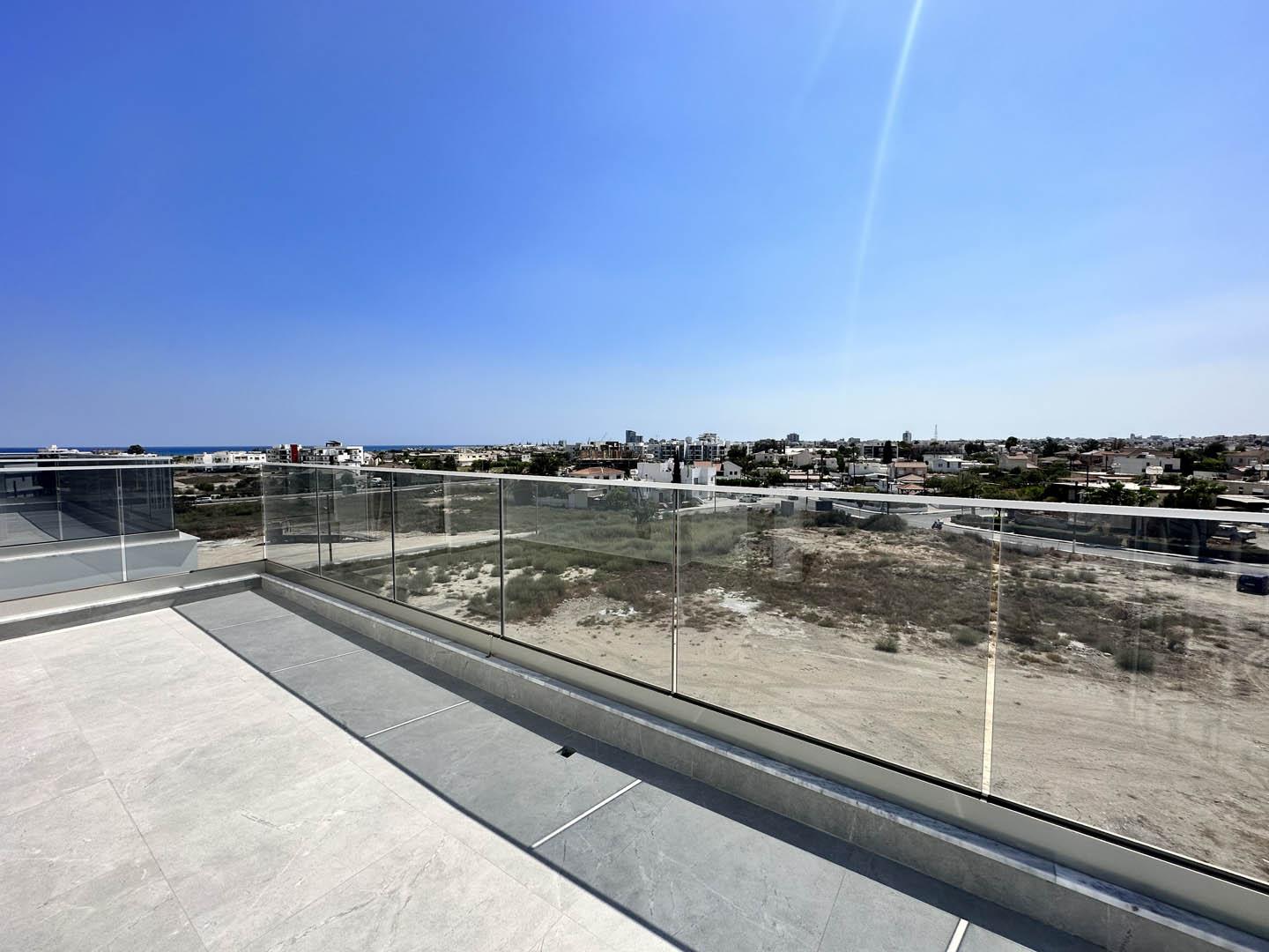 New Two-bedroom apartment close to the sea — photo 12 of 25