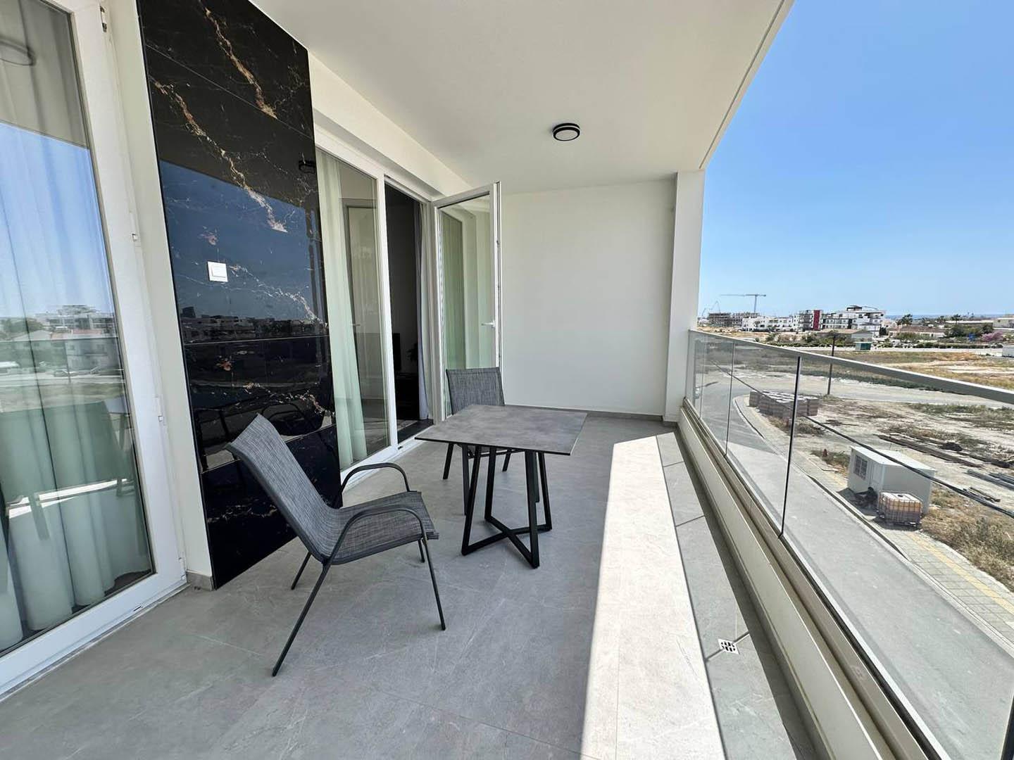 New Two-bedroom apartment close to the sea — photo 15 of 25