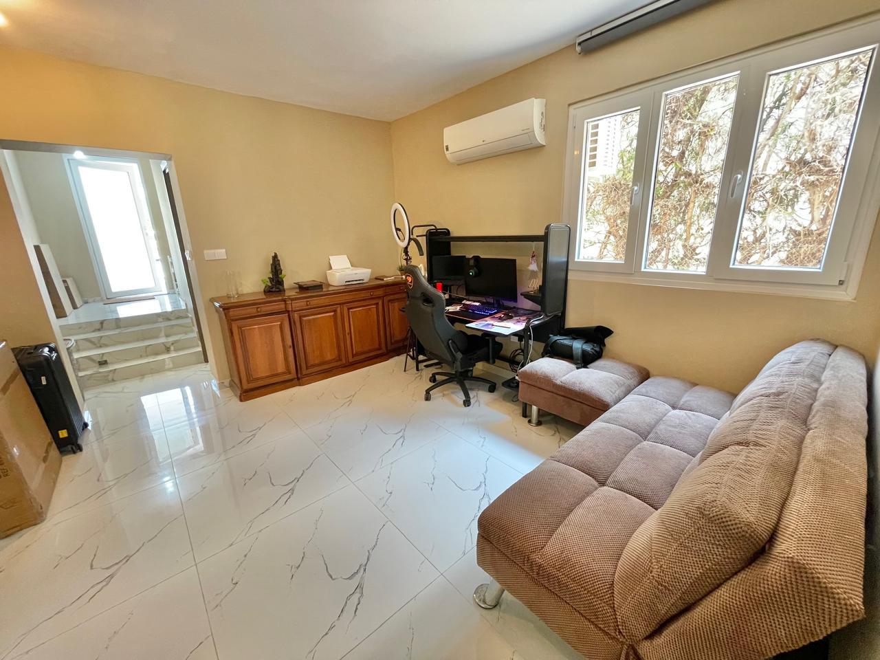 Large 5-Bedroom House Kato Paphos. High investment return close to SEA — photo 16 of 25