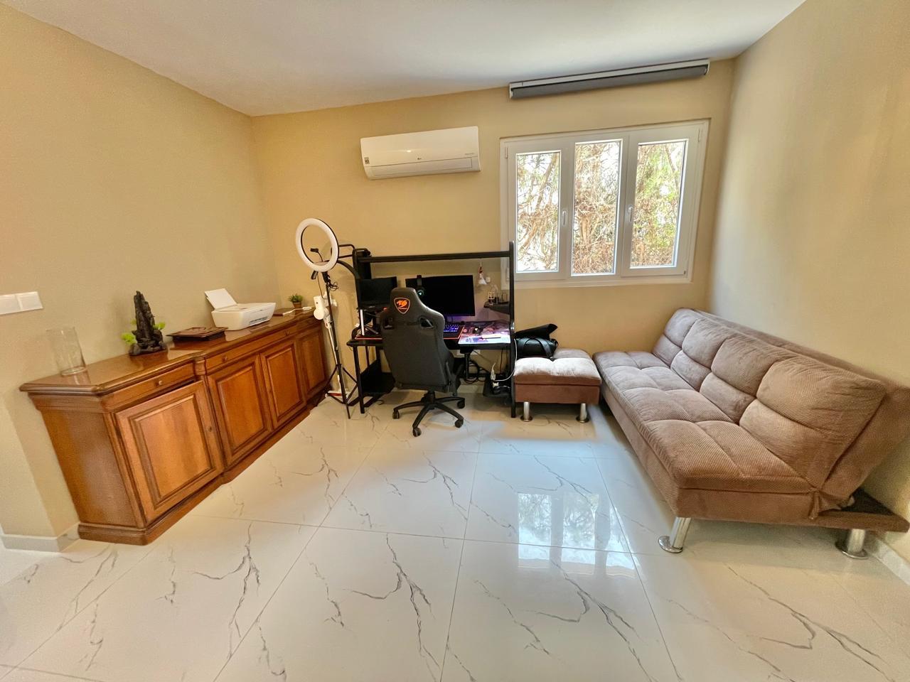 Large 5-Bedroom House Kato Paphos. High investment return close to SEA — photo 14 of 25