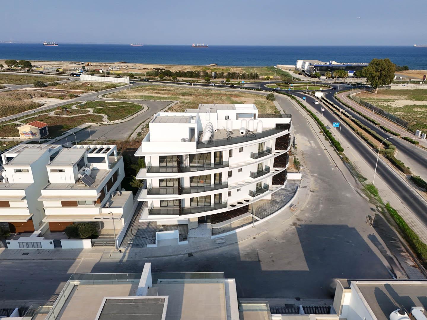 2-bedroom apartments, a few meters from the sea — photo 7 of 23