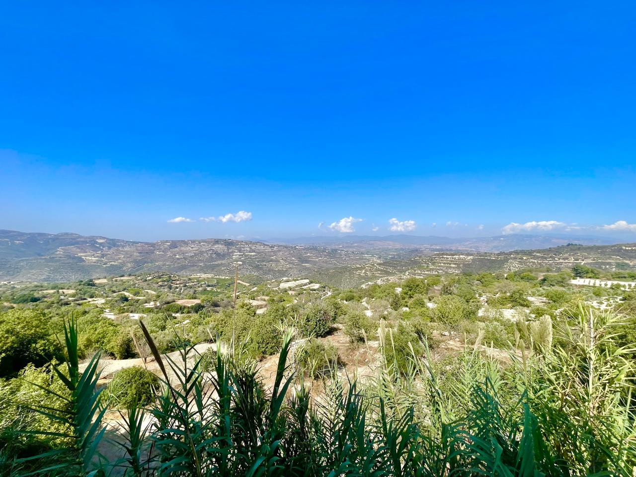 2 x 2-Bedroom Apartment with Mountain Views and Shared Pool in Koili Village — photo 4