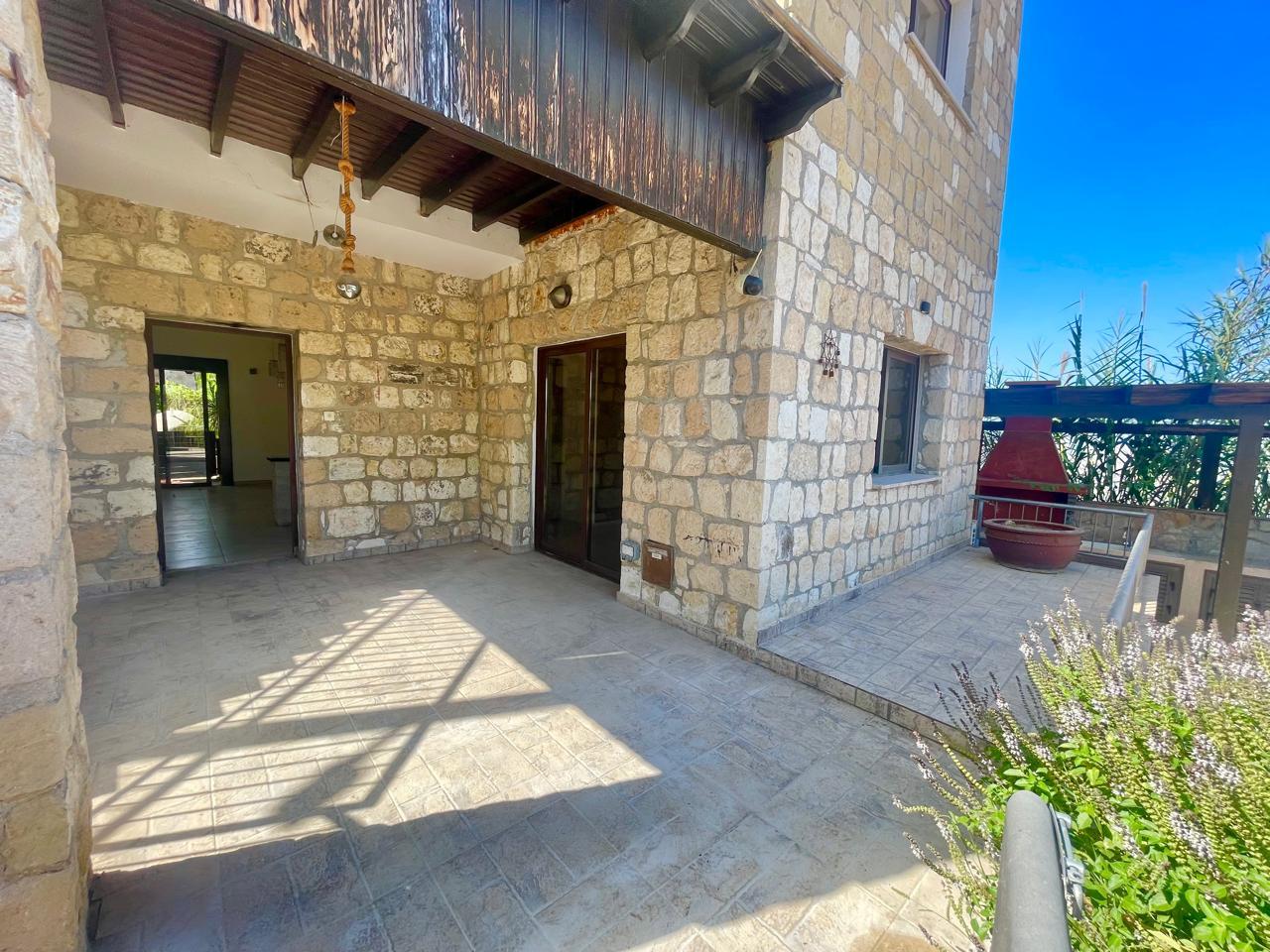 2 x 2-Bedroom Apartment with Mountain Views and Shared Pool in Koili Village — photo 6