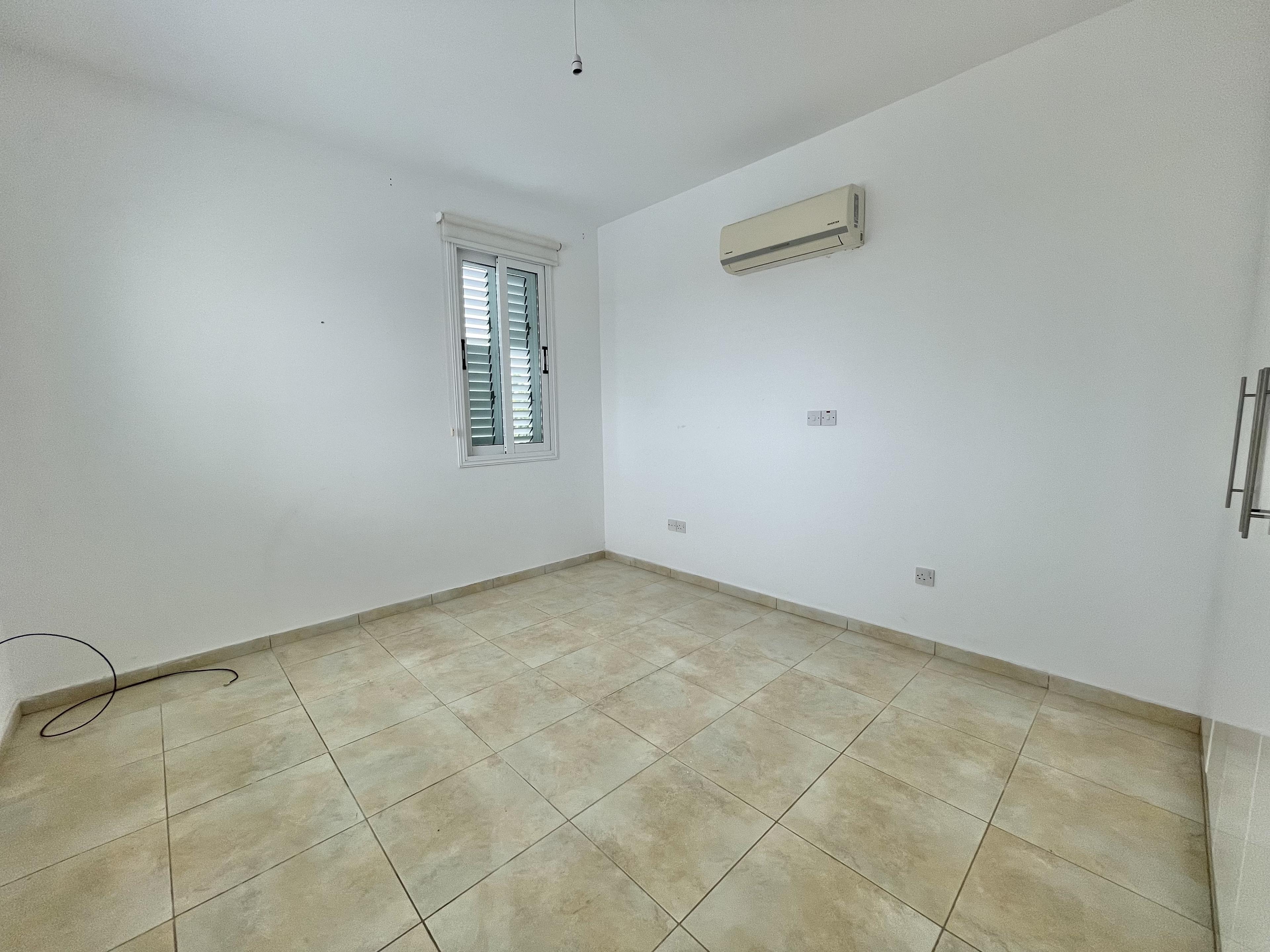 Spacious three bedroom villa very close to sea and beaches — photo 11 of 15