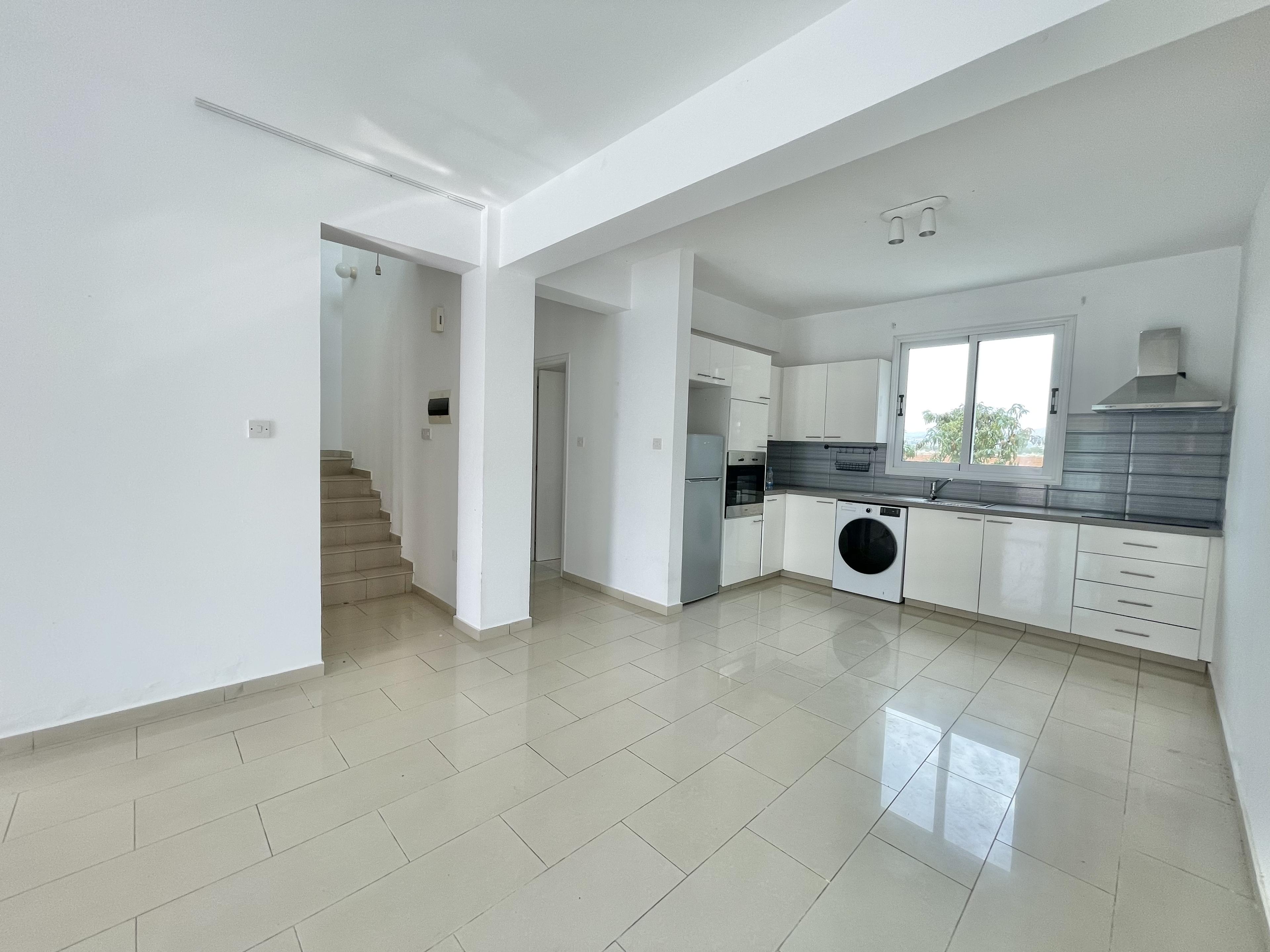 Spacious three bedroom villa very close to sea and beaches — photo 13 of 15