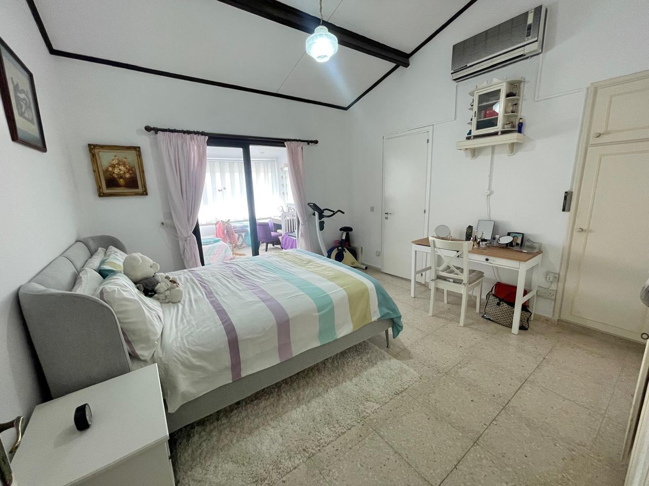 3-Bedroom Bungalow with Two Living Rooms TALA — photo 17 of 19