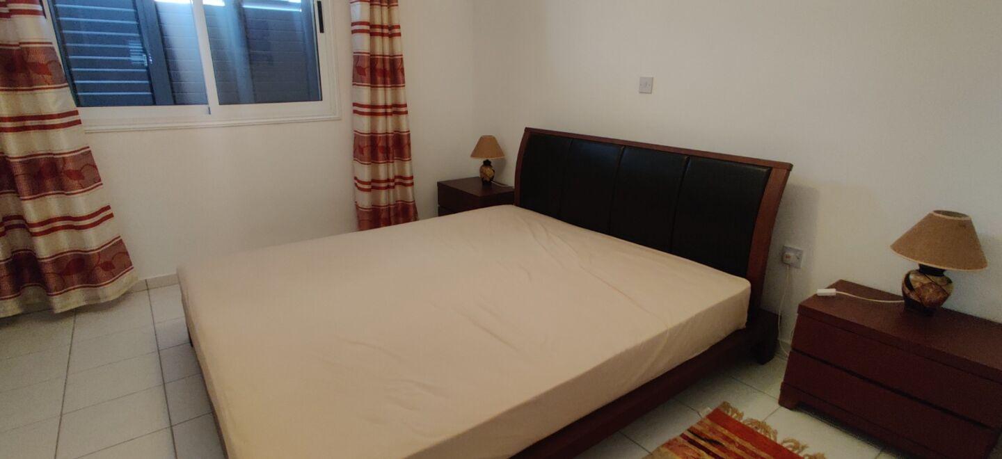 Townhouse with 2 bedrooms in a welcoming complex with a communal pool and sea views — photo 7 of 13