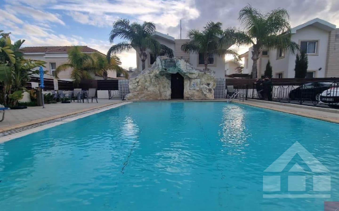 3-Bedroom Villa with Two Kitchens and the Feel of a Private Resort — Larnaca