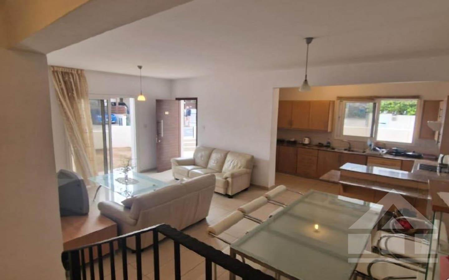 3-Bedroom Villa with Two Kitchens and the Feel of a Private Resort — photo 3