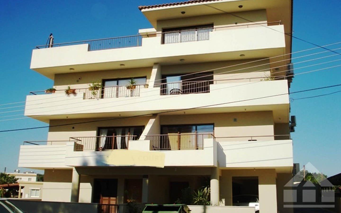 3-Bedroom Apartment Opposite a Green Area — Larnaca