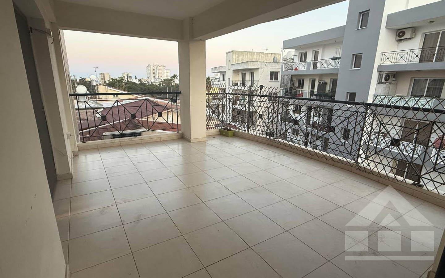 3-Bedroom Apartment - One Apartment Per Floor — Larnaca