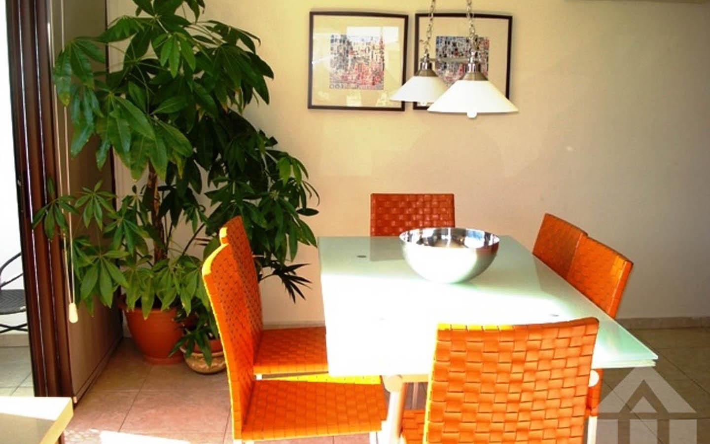 3-Bedroom Apartment Opposite a Green Area — photo 7 of 9