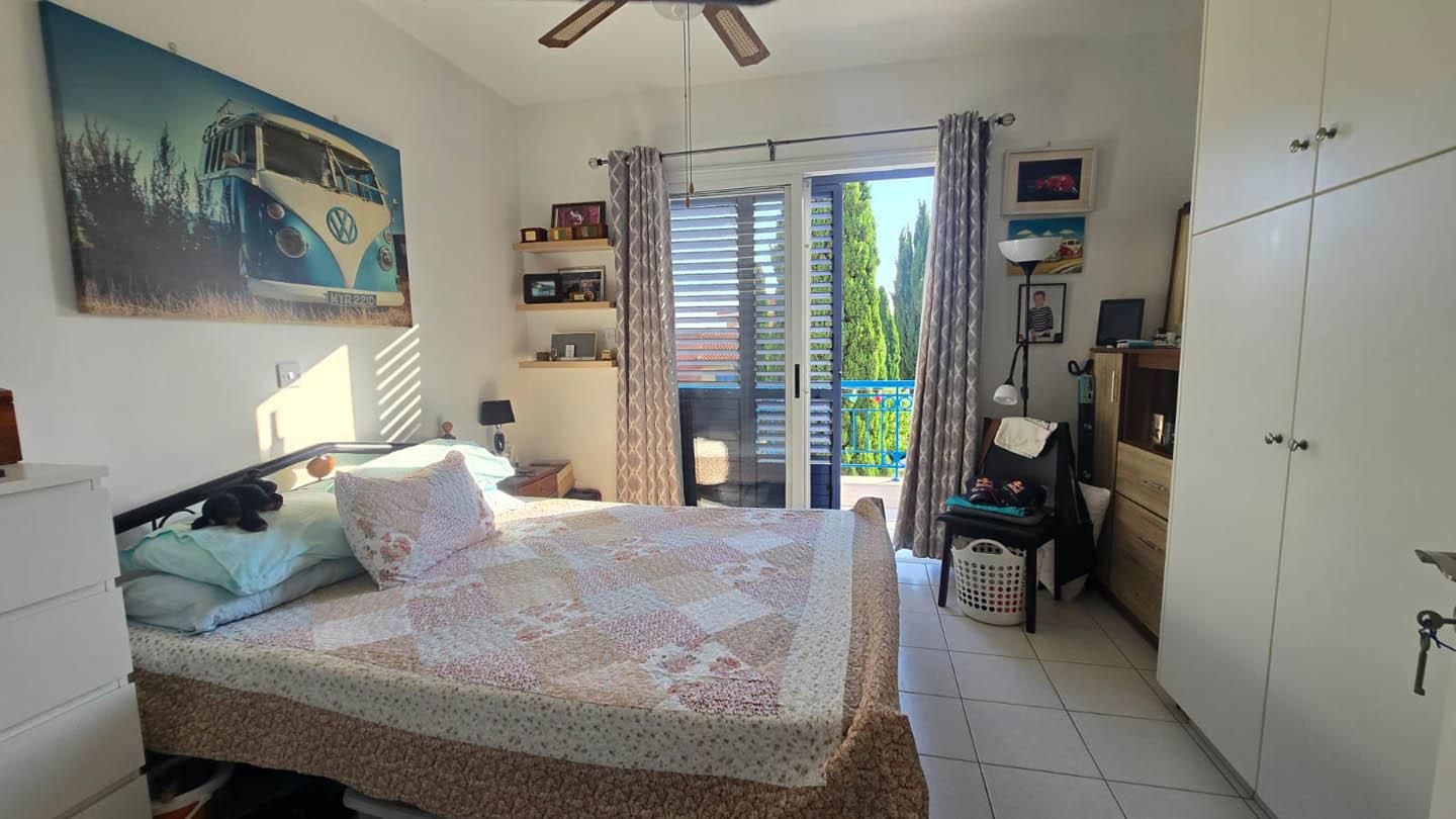 2-Bedroom Townhouse with right atmosphere, a convenient layout — photo 15 of 21