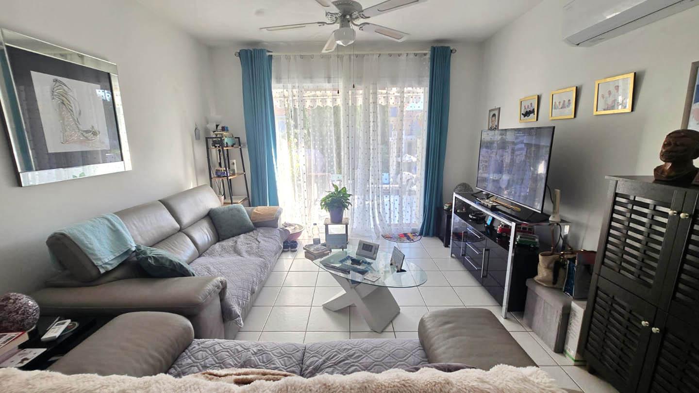 2-Bedroom Townhouse with right atmosphere, a convenient layout — photo 9 of 21