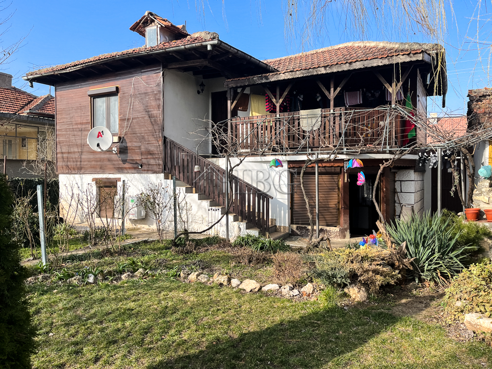 Renovated 3-bed house in Nice village 40 min. to the Romanian border — Razgrad Region