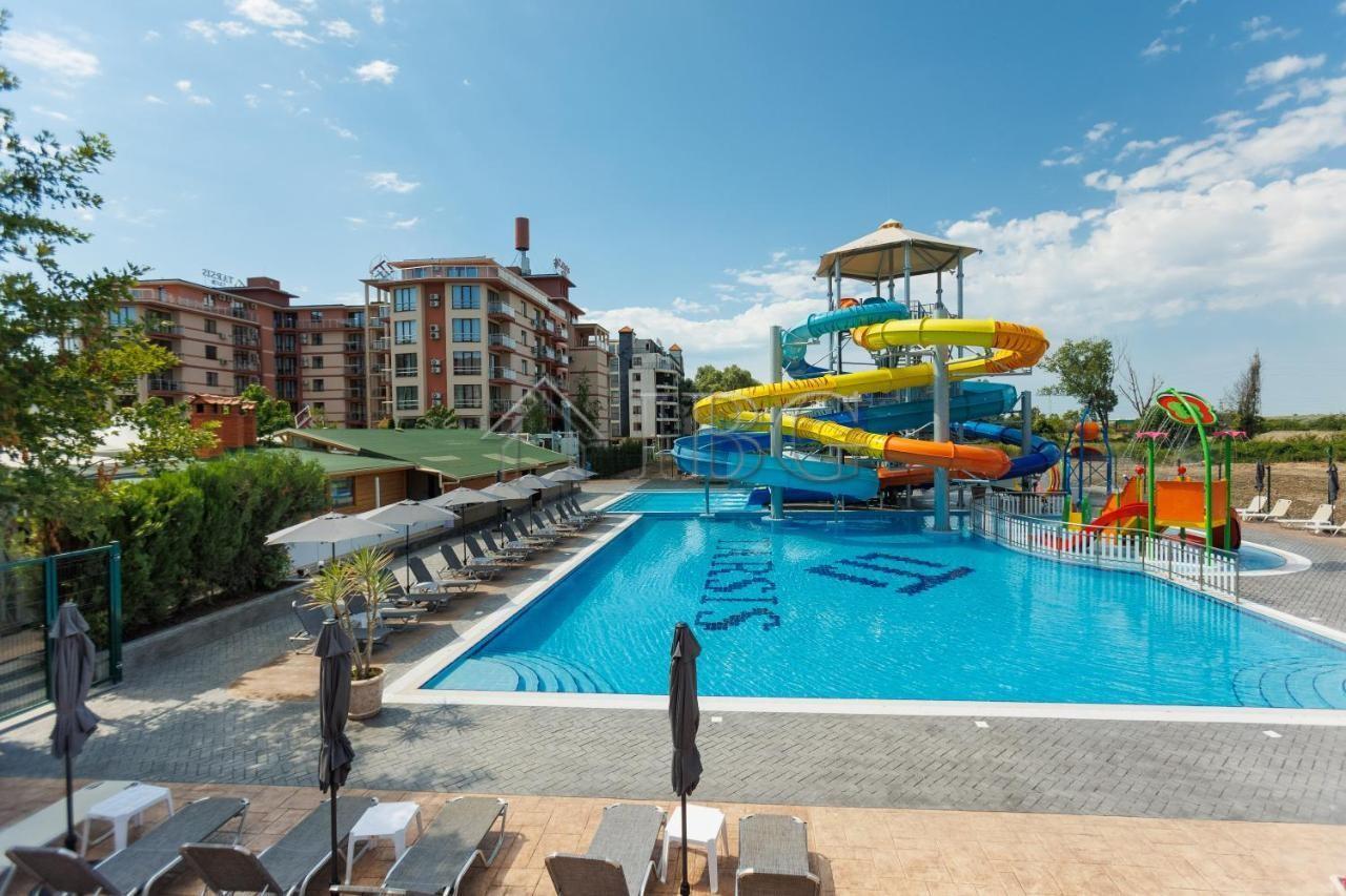 Apartment with 1 Bedroom Pool View Tarsis Club & SPA, Sunny Beach — Sunny Beach