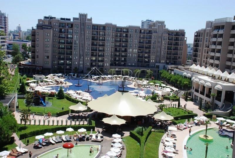 ?? 1-Bedroom Apartment with Pool View Royal Beach Barcelo, Sunny Beach — Sunny Beach