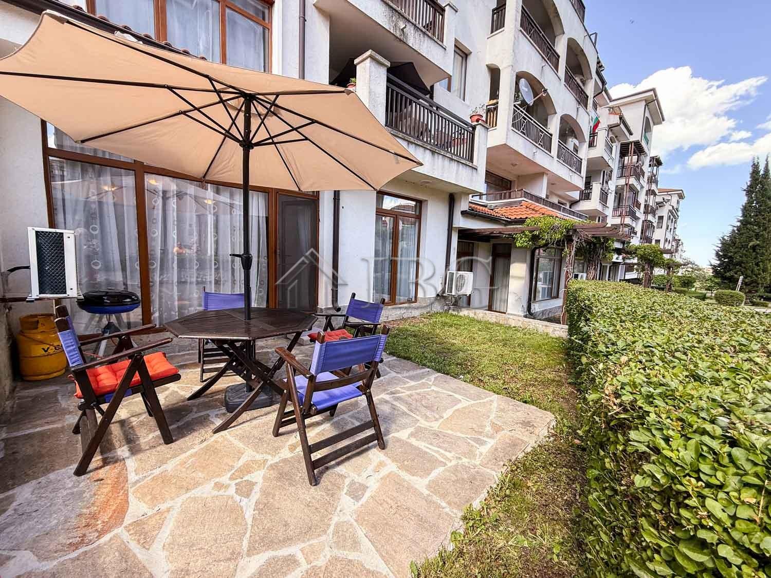 Spacious 1-Bedroom Apartment with Private Garden The Vineyards Resort, Aheloy — Kableshkovo