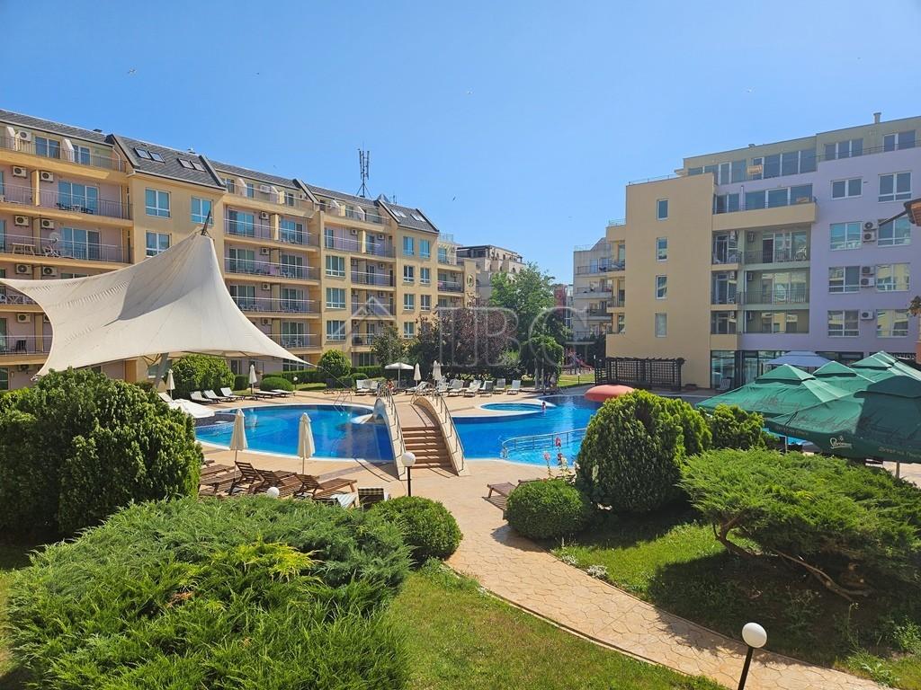 Pool View apartment with One Bedroom for sale Pollo Resort, Sunny Beach — Sunny Beach