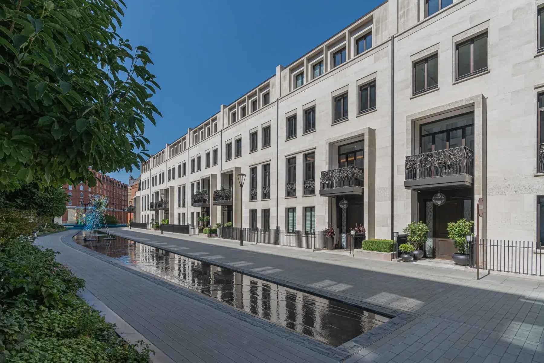 7 Bedroom Townhouse for Sale in Belgravia Chelsea Barracks — Belgravia