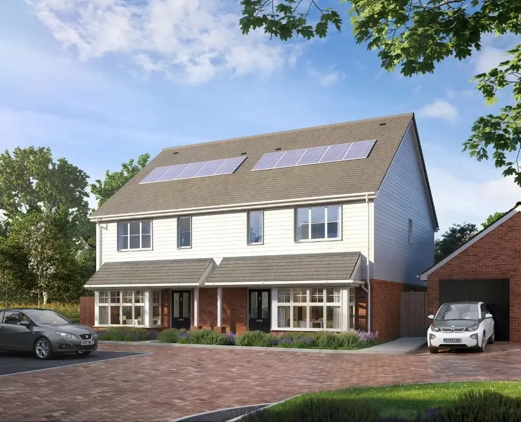 Semi-Detached House for Sale in Paddock Wood Foal Hurst Green — Foal Hurst Green